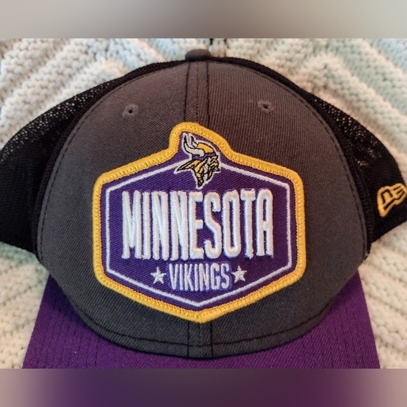 Minnesota Vikings Mens New Era NFL 2021 Draft 59Fifty Fitted Large/XLarge Trucke - Picture 2 of 6